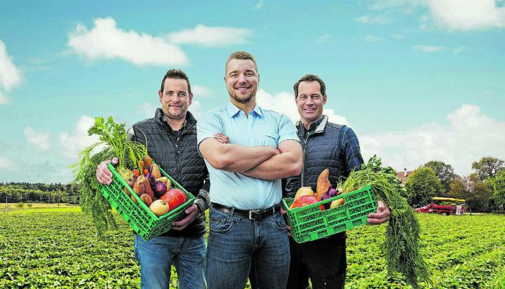 Walther Adrian, Schwinger mit Hurni Christian und van der Veer Simon, Produzenten.
