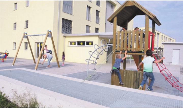 Die Gemeinde will den Kindergarten in der Überbauung Wohlermatte aufgeben und dafür einen neuen Doppelkindergarten hinter dem Schulhaus bauen. Bild: Archiv
