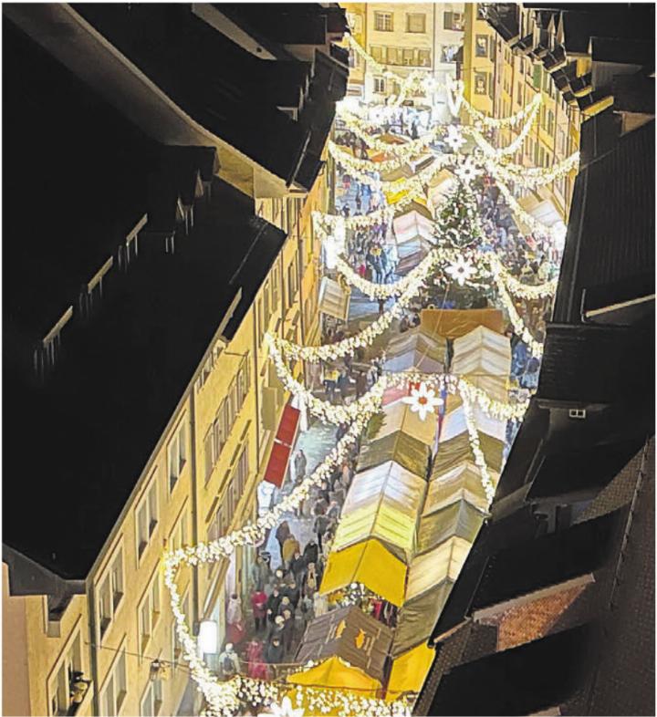 Die angebotenen Besichtigungen des Spittelturm waren gut besucht. Neben einer tollen Führung genoss man auch die grandiose Aussicht auf den Lichterglanz.