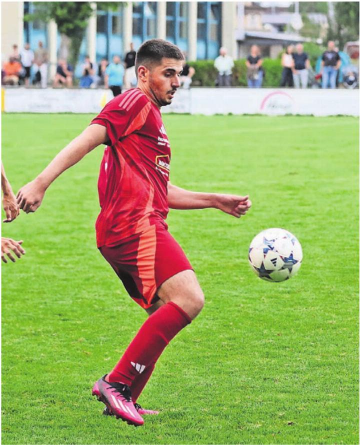 Halil Hoxhaj (FC Bremgarten) ist vor dem Derby in der Favoritenrolle. Halil Hoxhaj (FC Bremgarten) ist vor dem Derby in der Favoritenrolle.