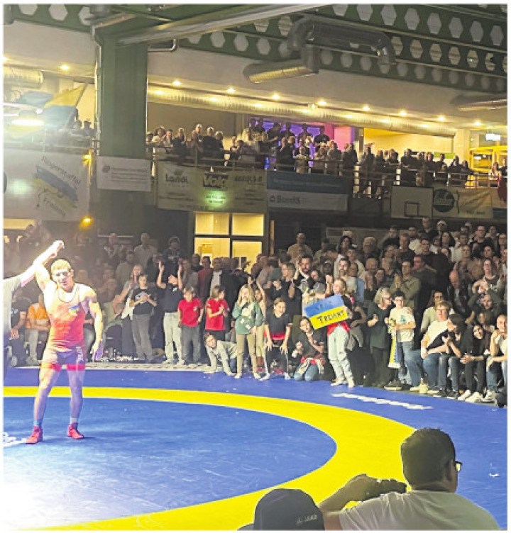 Beste Stimmung vor 800 Fans. Bild: spr Beste Stimmung vor 800 Fans. Bild: spr