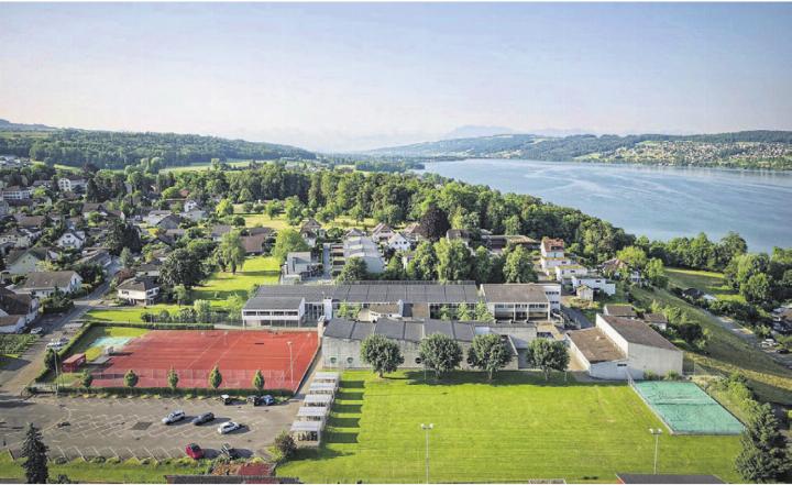 Der Gemeinderat hat die Sparschraube bereits angezogen. So wurde beispielsweise das geplante Sanierungs- und Erweiterungsprojekt der Schulanlage Eggen vorläufig sistiert, da die Kosten zu explodieren drohten. Bild: zg