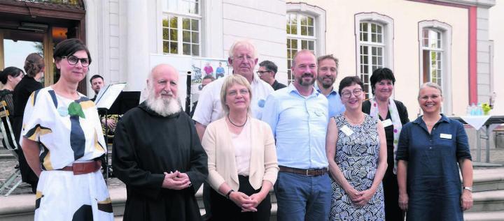Muri und die Pflegi empfangen die Repräsentanten von Palliative Aargau und den Landeskirchen sowie den Referenten Anselm Grün. Bilder: Thomas Stöckli