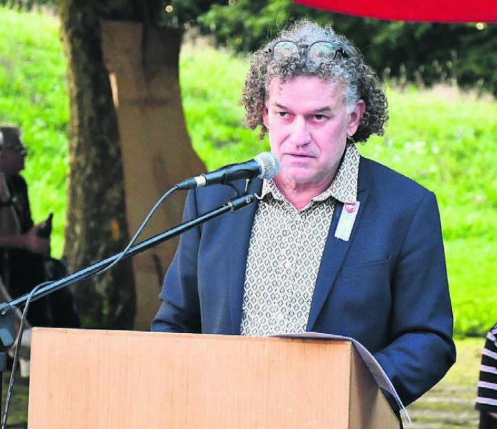 Hannes Leo Meier spricht in seiner Festrede über gute Gedanken, die manchmal etwas länger brauchen, um Gestalt anzunehmen. Bild: mo