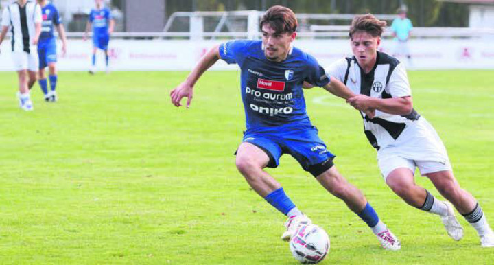 Neuzugang Milot Sinani (links) und der FC Wohlen starten auswärts in Schötz in die neue Saison. Bild: jl