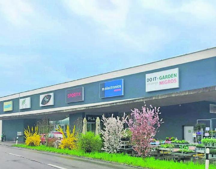 Gegen die Schliessung der Migros-Filiale Do it   Garden regt sich Widerstand aus der Bevölkerung. Bild: Archiv