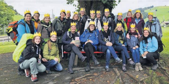 Das eher durchzogene Wetter konnte die gute Stimmung nicht trüben. Bild: zg