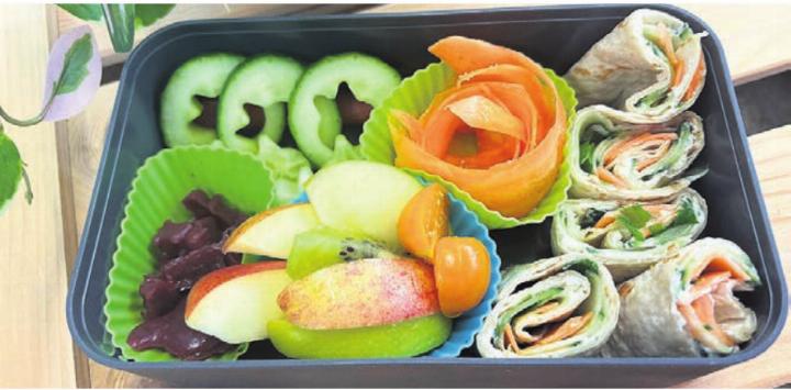 Mit viel Kreativität wurden gesunde Znüni zubereitet. 
Bild: zg