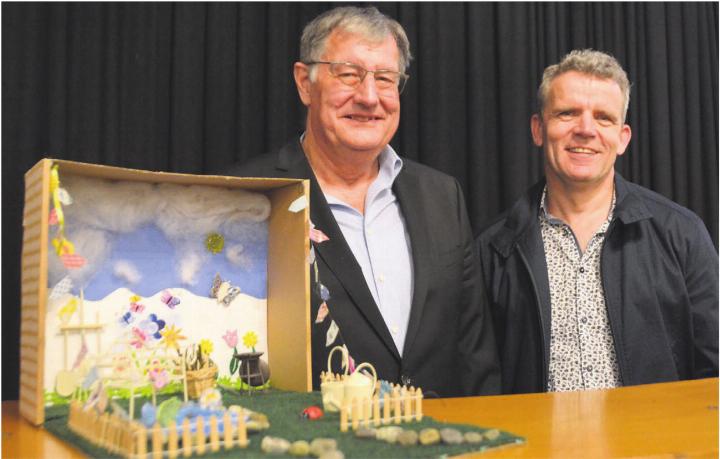 Pius Wiss hört nach 12 intensiven Jahren an der Spitze der Repla Oberes Freiamt auf. Neu übernimmt Rainer Heggli seine Aufgaben. Bilder: Annemarie keusch