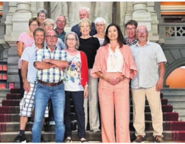 Die Jahrgänger machten einen Ausflug ins Bundeshaus. Bild: zg