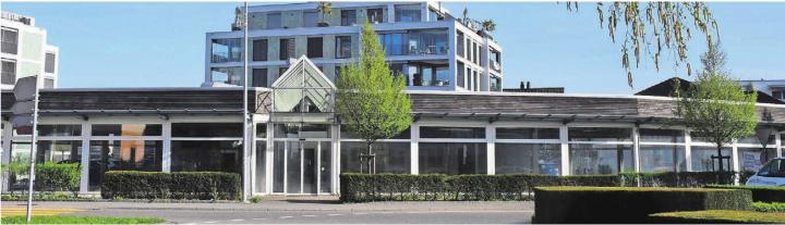 Die Firma Dosenbach Ochsner AG Schuhe und Sport wird im kommenden Herbst definitiv ins ehemalige Azag-Gebäude einziehen. Bild: dm