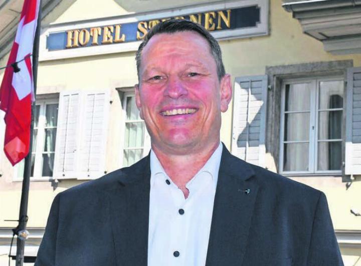 Roland Vogt (SVP) fordert den jetzigen Amtsinhaber heraus und kandidiert für den Posten des Gemeindeammanns. Bild: Daniel Marti