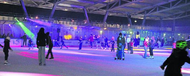 Die erste Eisdisco findet am nächsten Samstag statt. Türöffnung ist Bild: Archiv/mo