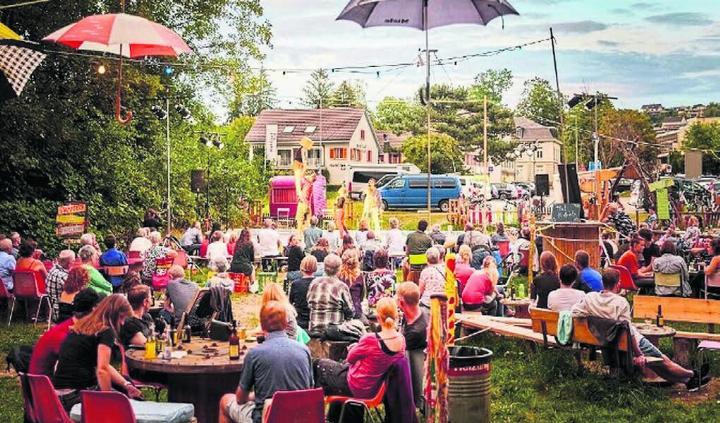 Nousu, das artistische Bühnenfestival im Rahmen der Sommerbar Wohlen. Bilder: Henry Schulz / zg