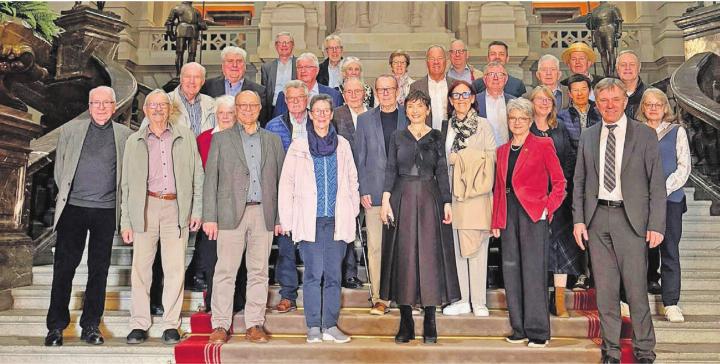 Das Freiämter Schattenkabinett tagte diesen Frühling im Bundeshaus – da durfte natürlich ein Gruppenbild nicht fehlen. Bild: zg