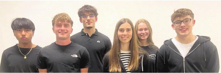 Mit ihrem Unternehmen ReCorded setzten die Gründer auf Nachhaltigkeit (v. l.): Huy Tran, Levin Burger, Ivan Vasic, Selina Dioguardi, Gianna Villiger und Yannis Koch. Bilder: zg Mit ihrem Unternehmen ReCorded setzten die Gründer auf Nachhaltigkeit (v. l.): Huy Tran, Levin Burger, Ivan Vasic, Selina Dioguardi, Gianna Villiger und Yannis Koch. Bilder: zg