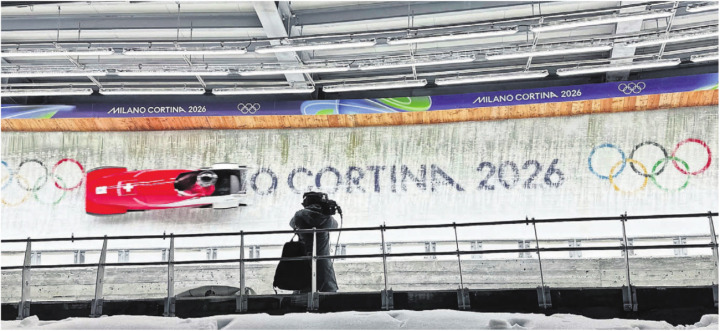 Sie war die Schnellste von allen im 4. Lauf. Melanie Hasler kurz vor der Zieleinfahrt auf der Olympia-Bahn in Cortina. Bild: Stefan Sprenger Sie war die Schnellste von allen im 4. Lauf. Melanie Hasler kurz vor der Zieleinfahrt auf der Olympia-Bahn in Cortina. Bild: Stefan Sprenger