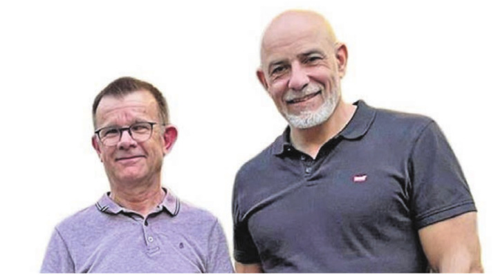 Reto Salm (links) hat die Geschäftsführung der BBS Office GmbH an Simone Bonanni übergeben. Bild: zg