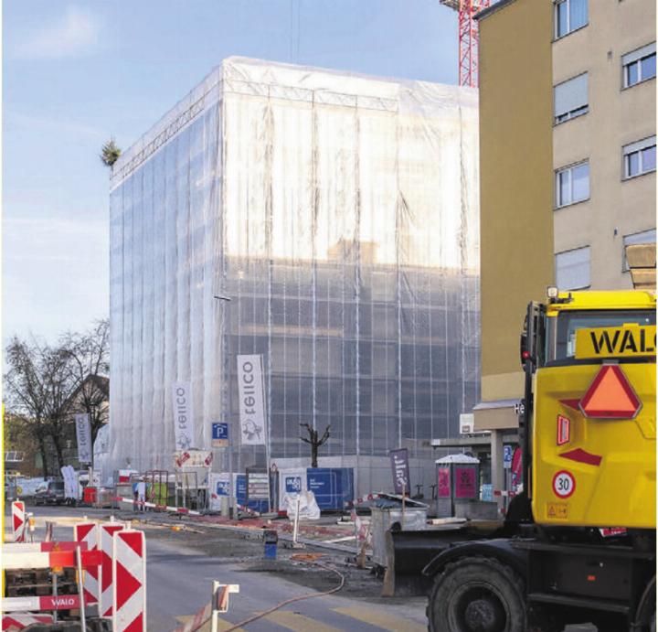 Per Oktober 2026 sollen hier die Wohnungen bezugsbereit sein.