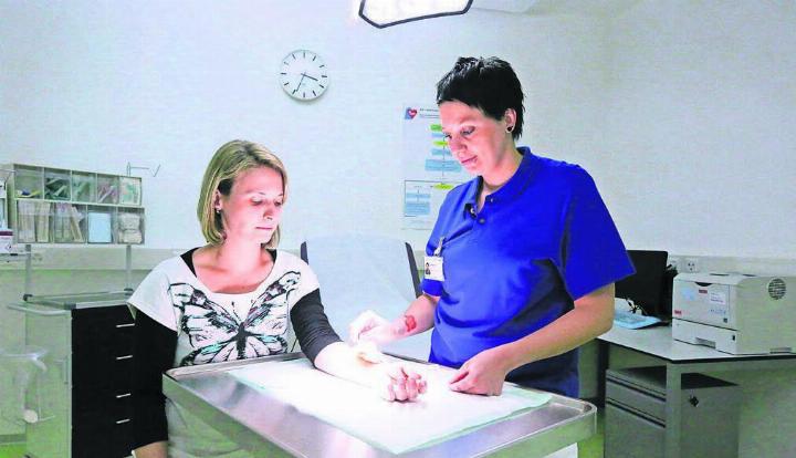 Patienten mit nicht lebensbedrohlichen Notfällen werden ab 18. März in der Nähe des Bahnhofs Lenzburg behandelt. Bild: pd