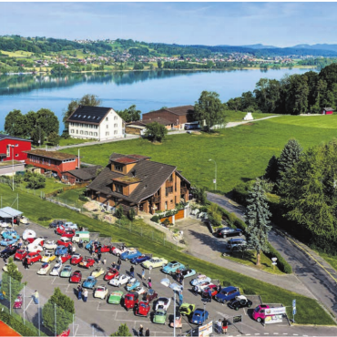 Kleine Flitzer – ganz gross - Ein Bild, das in Erinnerung bleiben wird: 50 Jahre nach der Premiere kehrt das Treffen der kleinen Flitzer an den Hallwilersee zurück.