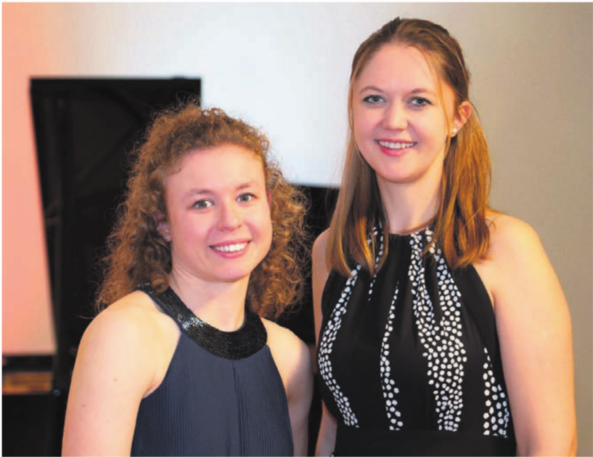 Geben ein Konzert zum Muttertag (v. l.): Silvia Carlin am Klavier und Valentina Dubrovina am Cello. Bild: pd - Das Bild wird blockiert. – Möglicherweise durch einen aktiven Adblocker.