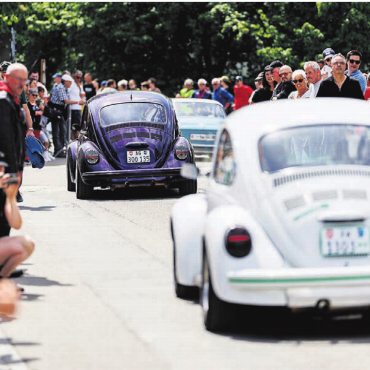 Heisse Motoren, lachende Gesichter - Die VW Käfer strahlen eine gewisse Nostalgie aus.