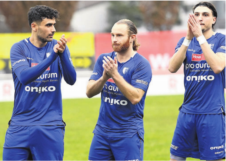 Drei der Spieler, die man auch nächste Saison wieder im FCW-Trikot sehen wird (von links): Bijan Dalvand, Michael Weber und Noel Romano. Bild: Archiv/awa Drei der Spieler, die man auch nächste Saison wieder im FCW-Trikot sehen wird (von links): Bijan Dalvand, Michael Weber und Noel Romano. Bild: Archiv/awa
