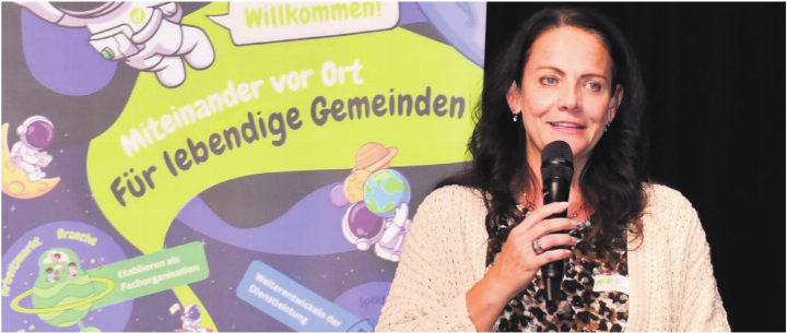 Die Geschäftsführerin Karin Stoll stellte am 35-Jahr-Jubiläum im letzten Herbst die neue Strategie vor. Bild: Archiv / Daniel Marti Die Geschäftsführerin Karin Stoll stellte am 35-Jahr-Jubiläum im letzten Herbst die neue Strategie vor. Bild: Archiv / Daniel Marti