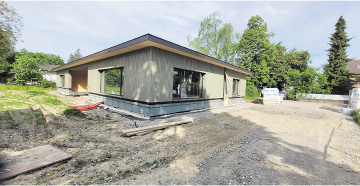 Im Gebiet Farn wird aktuell ein neuer Doppelkindergarten gebaut. Für Anglikon soll dieses Projekt möglichst 1 zu 1 kopiert werden. Bild: Chregi Hansen Im Gebiet Farn wird aktuell ein neuer Doppelkindergarten gebaut. Für Anglikon soll dieses Projekt möglichst 1 zu 1 kopiert werden. Bild: Chregi Hansen