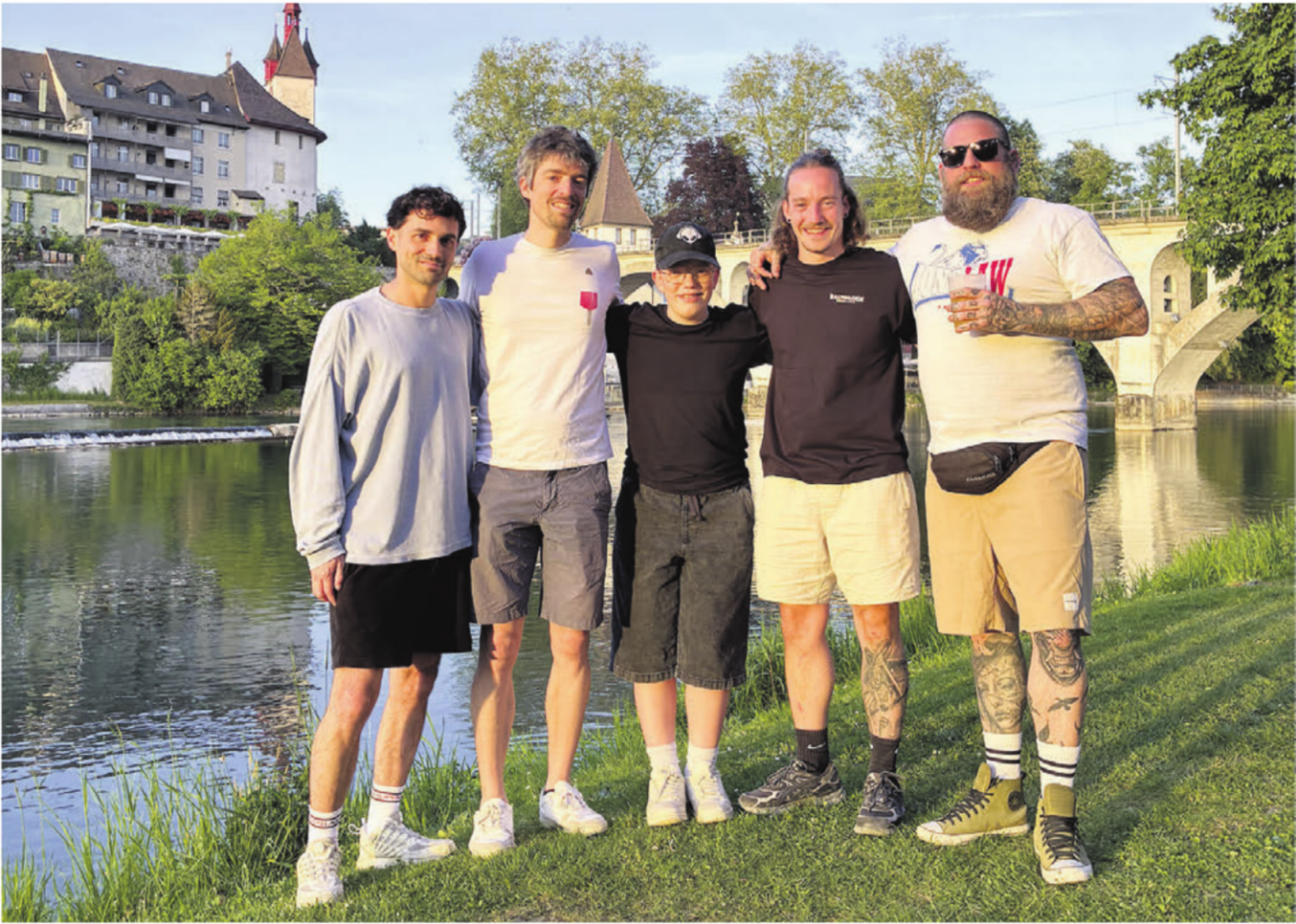 Auch der Nachwuchs hilft tatkräftig mit: Merlin Fürst (Mitte) war bei der Überarbeitung des FIDM-Kinderprogramms am Festivalsamstag massgeblich beteiligt. Nico Schulthess, Patrick Fürst, Jonas Schüpfer und Pascal Egger (von links) sind Teil des Erwachsenen-OKs. Es fehlen: Juri Tirez, Jaël Kaufmann, Sarah Tirez, Ramona Maier, Severin Peer, Philippe Attiger, Lukas Koller. Bild: zg - Das Bild wird blockiert. – Möglicherweise durch einen aktiven Adblocker.