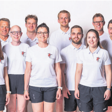 Jonen empfängt das Freiamt - Das OK des Freiämtercups Jonen 2026. Von links: Sina Haas, Urs Huber, Patricia Messmer, Björn Huber, Erika Odermatt, Dario Wiederkehr, Mike Huber, Corinne Hilfiker, Bruno Huber und Yanik Haas. Es fehlen: Sandra Bieri und Michelle Burkard.