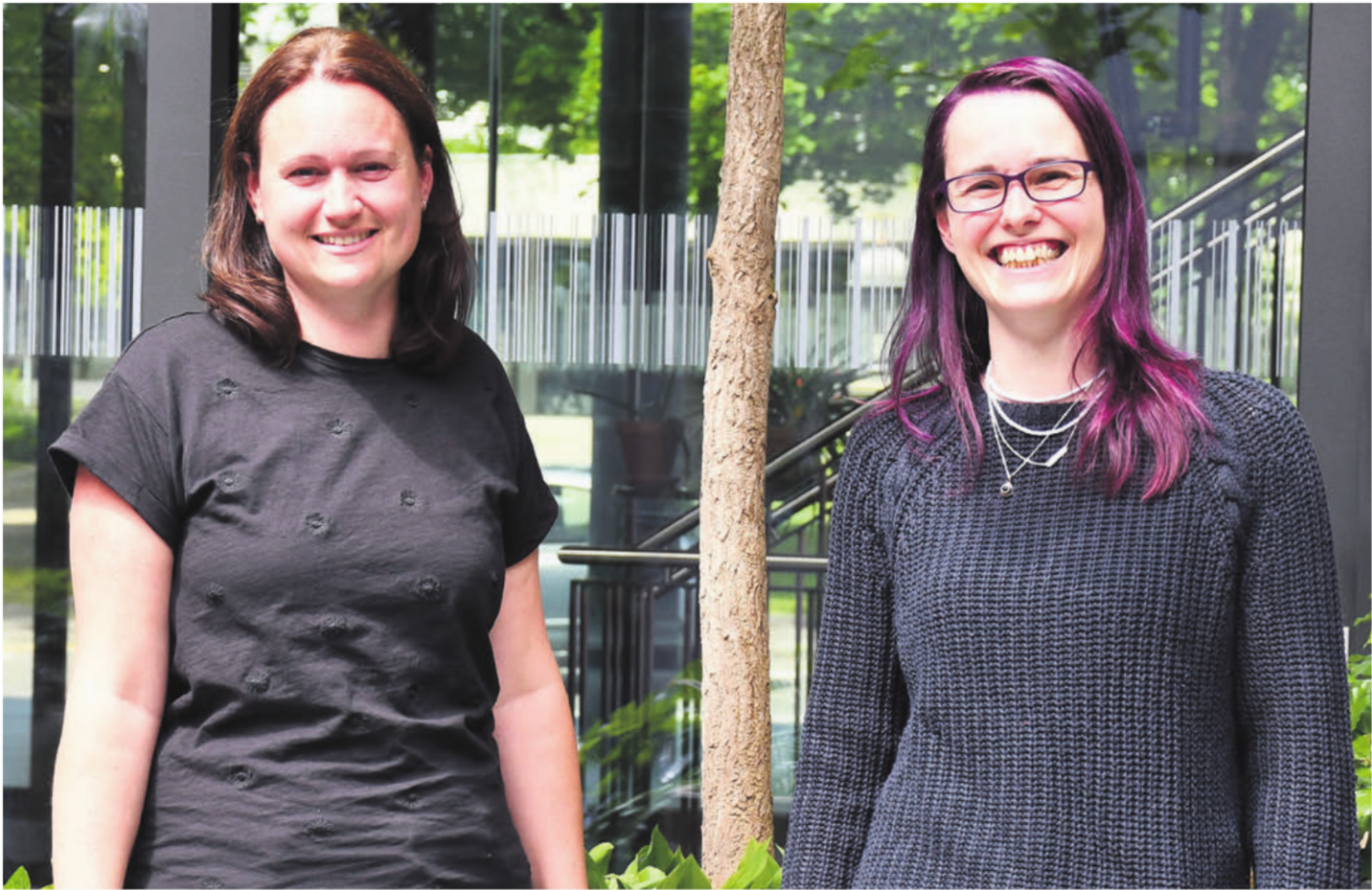Ramona Stöckli (Service, links) und Juliane Bergner (Küche) übernehmen neu gemeinsam die Leitung des Restaurants Leo. Bild: Monica Rast - Das Bild wird blockiert. – Möglicherweise durch einen aktiven Adblocker.