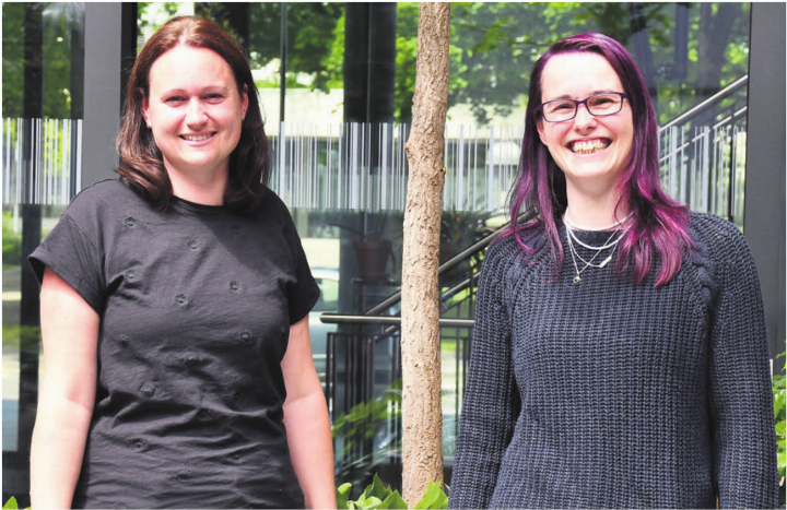 Ramona Stöckli (Service, links) und Juliane Bergner (Küche) übernehmen neu gemeinsam die Leitung des Restaurants Leo. Bild: Monica Rast Ramona Stöckli (Service, links) und Juliane Bergner (Küche) übernehmen neu gemeinsam die Leitung des Restaurants Leo. Bild: Monica Rast