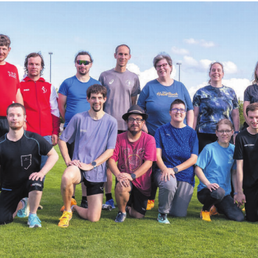 «Gemeinsam sind wir stark» - Sie alle werden den Behinderten-Sportclub Wohlen-Lenzburg in Zug vertreten. Die Leichtathletinnen und Leichtathleten stammen aus den Regionen von Bremgarten bis nach Lenzburg. Bild: ab