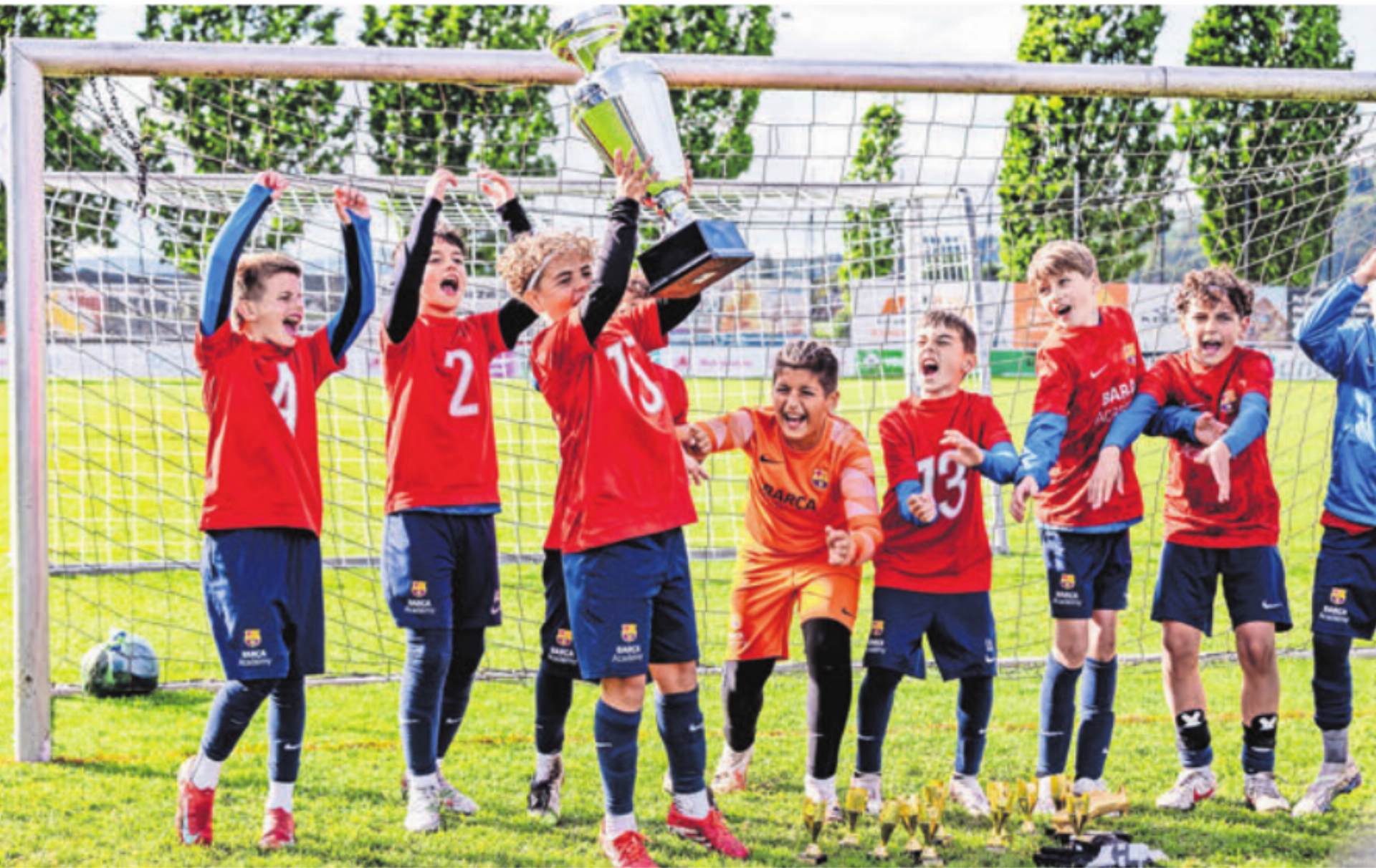 In der E1-Kategorie konnte sich die Barcelona Academy Zürich den Sieg sichern. Bilder: Coy M Lee - Das Bild wird blockiert. – Möglicherweise durch einen aktiven Adblocker.