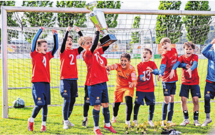 In der E1-Kategorie konnte sich die Barcelona Academy Zürich den Sieg sichern. Bilder: Coy M Lee