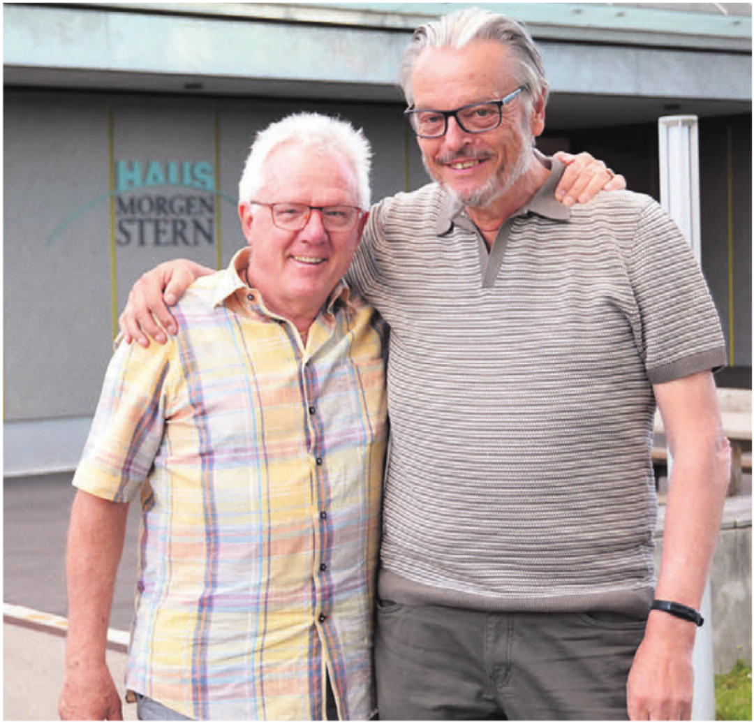 Peter Siegenthaler (links) und Felix Irniger ziehen nach 15 Jahren im Gönnerverein den Hut und treten aus ihren Ämter zurück. Bilder: Sabrina Salm Peter Siegenthaler (links) und Felix Irniger ziehen nach 15 Jahren im Gönnerverein den Hut und treten aus ihren Ämter zurück. Bilder: Sabrina Salm