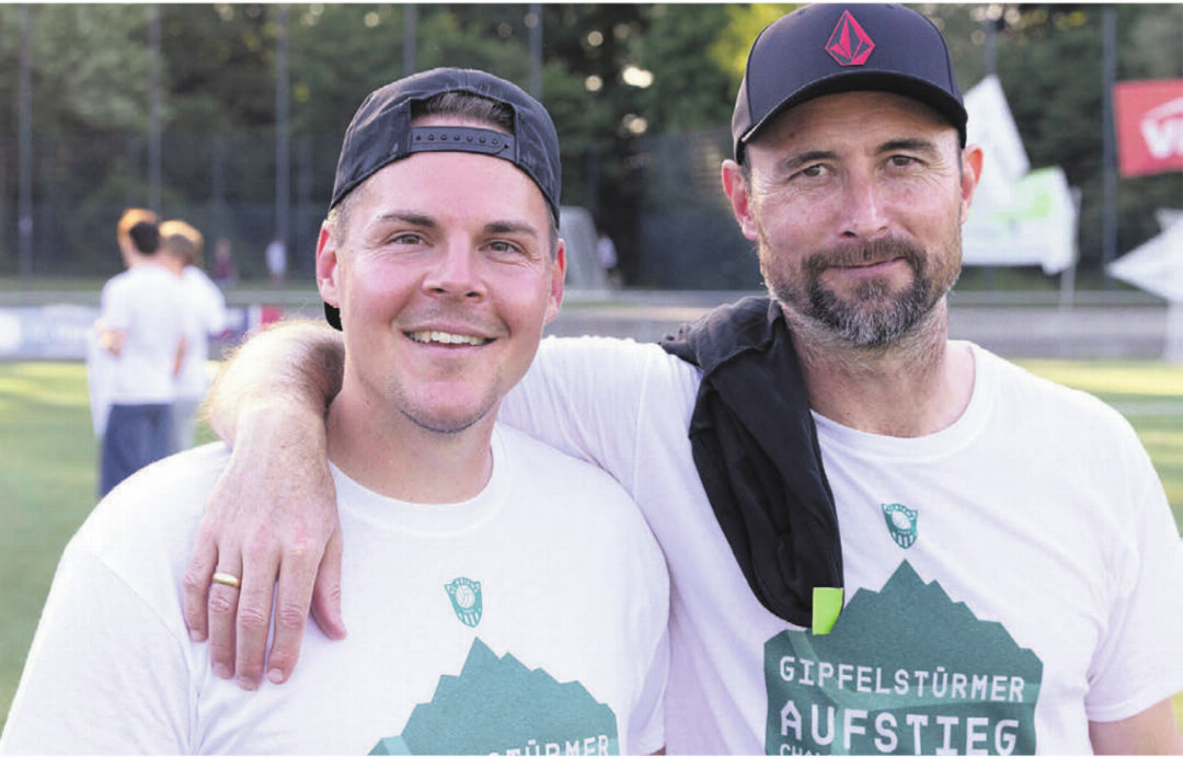 Zwei Freiämter Aufstiegshelden des SC Kriens: Philipp Strebel (Athletiktrainer) und Michael Winsauer (Trainer). Zwei Freiämter Aufstiegshelden des SC Kriens: Philipp Strebel (Athletiktrainer) und Michael Winsauer (Trainer).