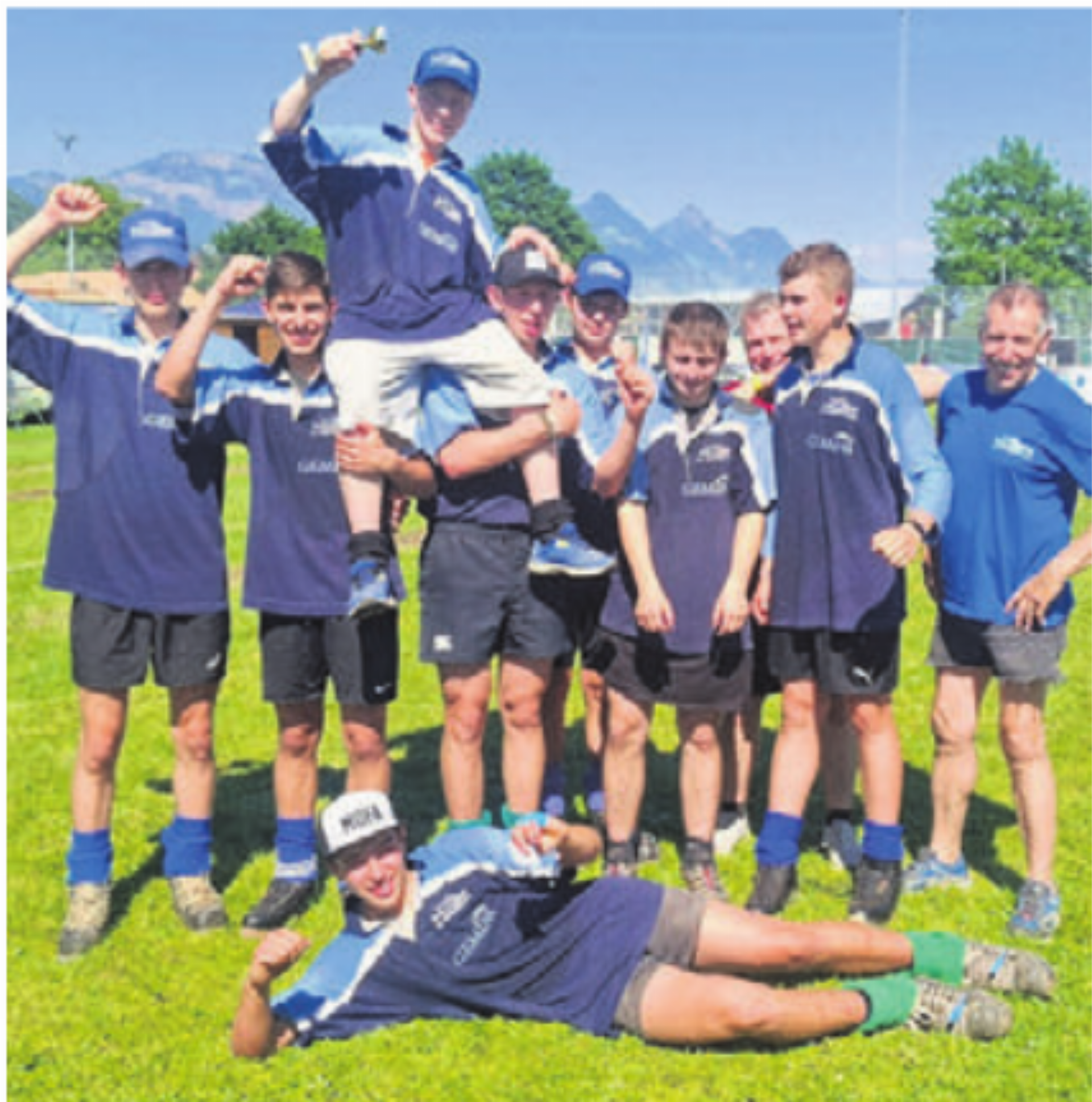 Die erfolgreichen U19-Seilzieher aus Waltenschwil-Kallern. Bild: zg - Das Bild wird blockiert. – Möglicherweise durch einen aktiven Adblocker.