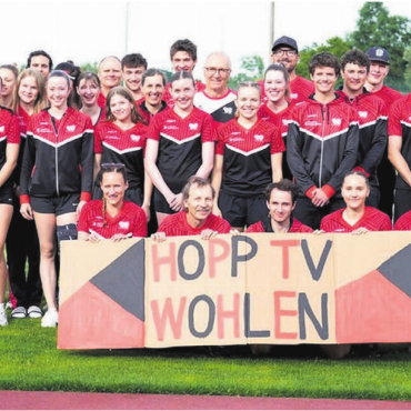 Ligaerhalt trotz vieler Ausfälle - Die Leichtathletinnen und Leichtathleten waren mit dem 7. Rang in der NLC zufrieden. Der TV Wohlen an den SVM in Riehen.    Bild: zg