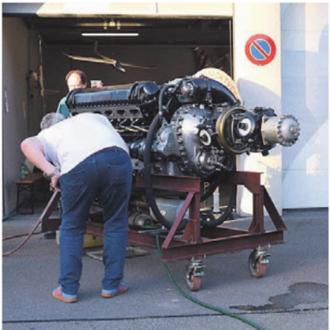 Hausgemachte Freude - Grosses Interesse weckte der historische Rolls-Royce-Griffon-V12-Flugmotor.