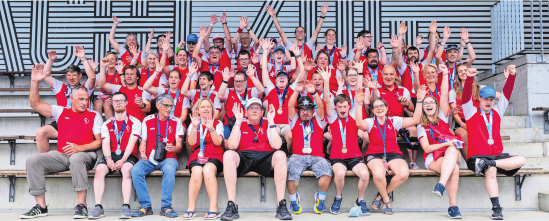 Erfolgreich in Zug: Die Delegation des Behinderten-Sportclubs Wohlen-Lenzburg konnte sich über eine wahre Medaillenflut freuen. Bilder: ab - Das Bild wird blockiert. – Möglicherweise durch einen aktiven Adblocker.