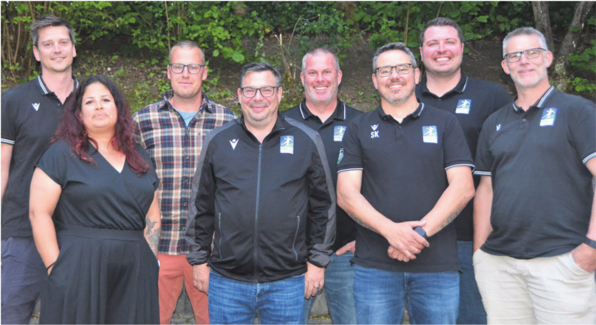 Der neue Vorstand des Handballclubs Mutschellen: (v. l.) Vizepräsident Niclas Gündel, Carmen Rau, Kevin Thalmann, Dieter Bergmaier, Christoph Fröhli, Severin Kamm, Präsident Pascal Baur und Jan Müller. Es fehlt Daniel Bossard. Bilder: Sabrina Salm - Das Bild wird blockiert. – Möglicherweise durch einen aktiven Adblocker.