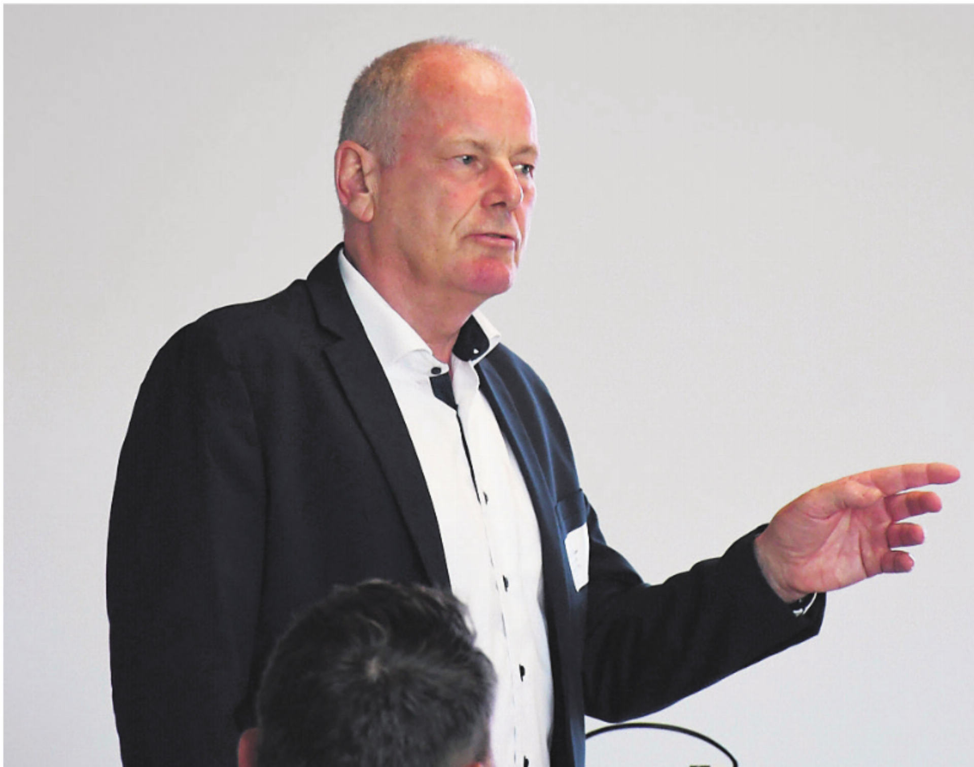 Regierungsrat Stephan Attiger mahnte, dass der Kanton Aargau bei der Entwicklung der Arbeitsplätze unterdurchschnittlich ist. Gerade deswegen ist der Entwicklungsschwerpunkt Wohlen/Villmergen wichtig. - Das Bild wird blockiert. – Möglicherweise durch einen aktiven Adblocker.