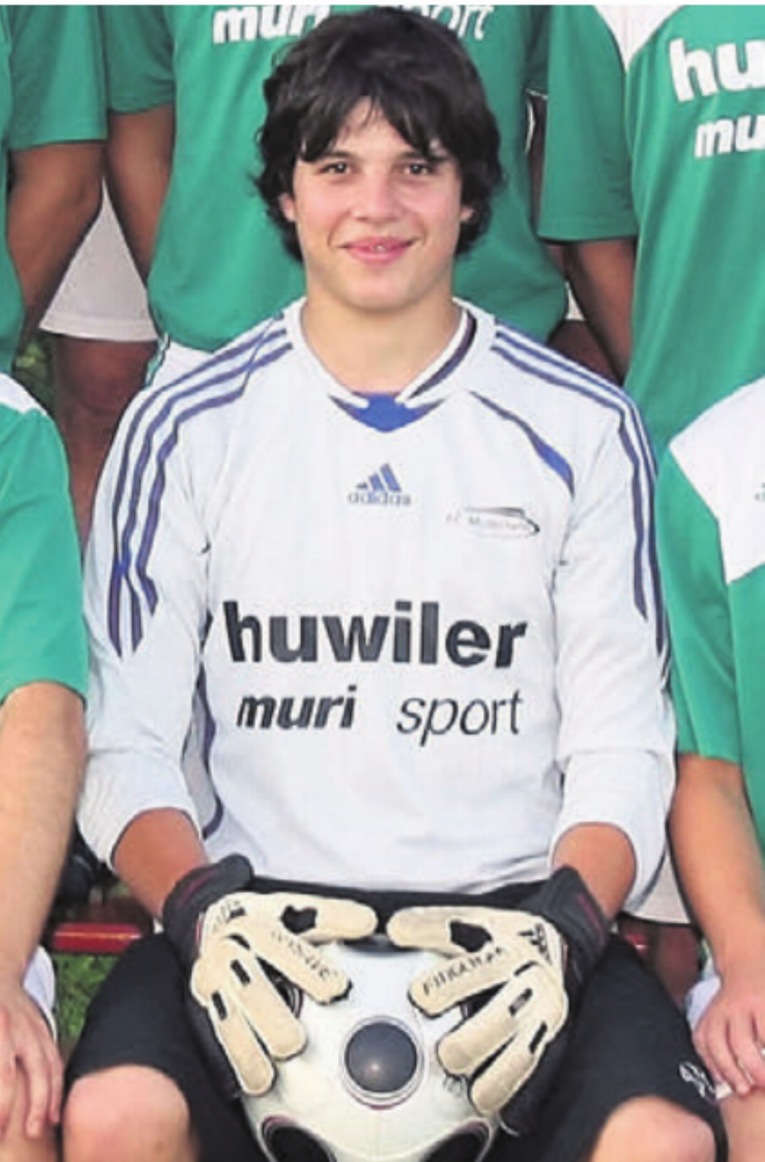 Lange her: Fabian Riesen auf dem Teambild des FCM im Jahr 2010. Bild: Archiv Lange her: Fabian Riesen auf dem Teambild des FCM im Jahr 2010. Bild: Archiv