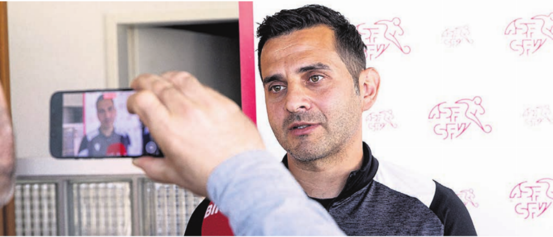 Fedayi San (aus Arni, lizenziert für den FC Tägerig) ist der erste Schweizer, der als VAR an einer WM dabei ist.  Bild: SFV - Das Bild wird blockiert. – Möglicherweise durch einen aktiven Adblocker.