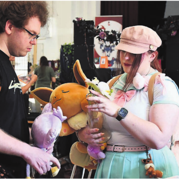 Helden müssen schwitzen - Cosplay ist eine Mischung aus Kreativität, Handwerk, Schauspiel und Fankultur. Für Szenenkenner war das Treffen in Bremgarten eine Möglichkeit, sich auszutauschen. Für Neugierige war es ein Abtauchen in eine magische Welt.