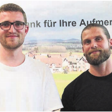 Auf der Zielgeraden - Gemeinderat Corsin Stöckli (links) und Fachplaner Romano Richter.