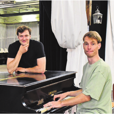 Kein harmloser Lückenfüller - Die Programmgruppe des Kulturwerks Bleichi präsentiert die Acts der zweiten Saison (v. l.): Johannes Küng, Jonas Arnet und Mathieu Friz. Es fehlen Jasmin Huber und Thomas Meier.